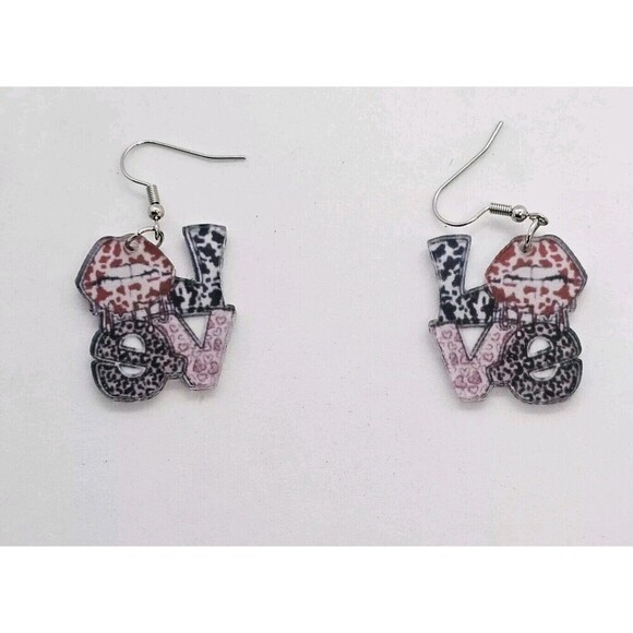 Love Dangle Earrings Lips - Picture 3 of 3